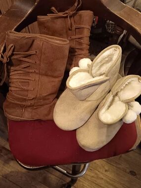 Women's Cozy Shearling-Lined Slipper Boots - Beige